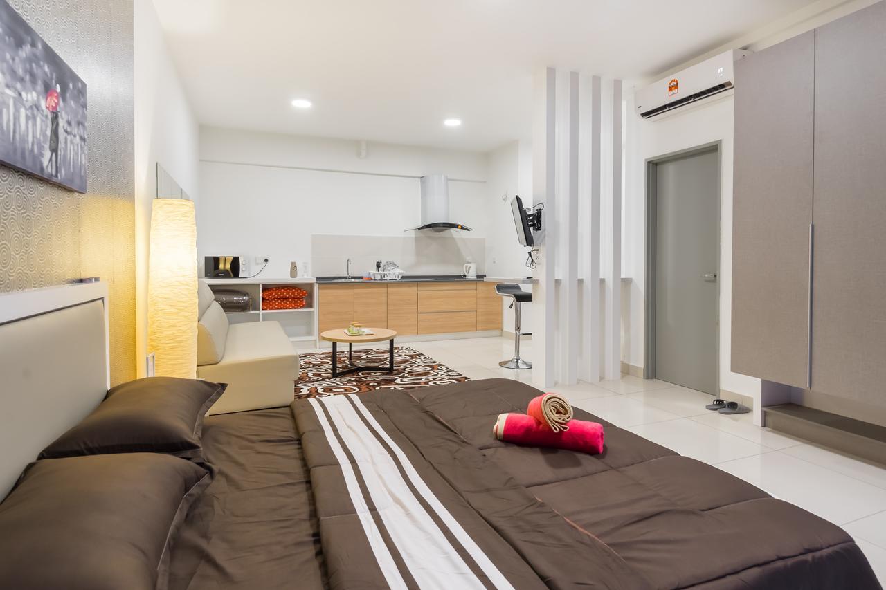 Comfort Zone Premium Guesthouse @ Evo 班吉 外观 照片