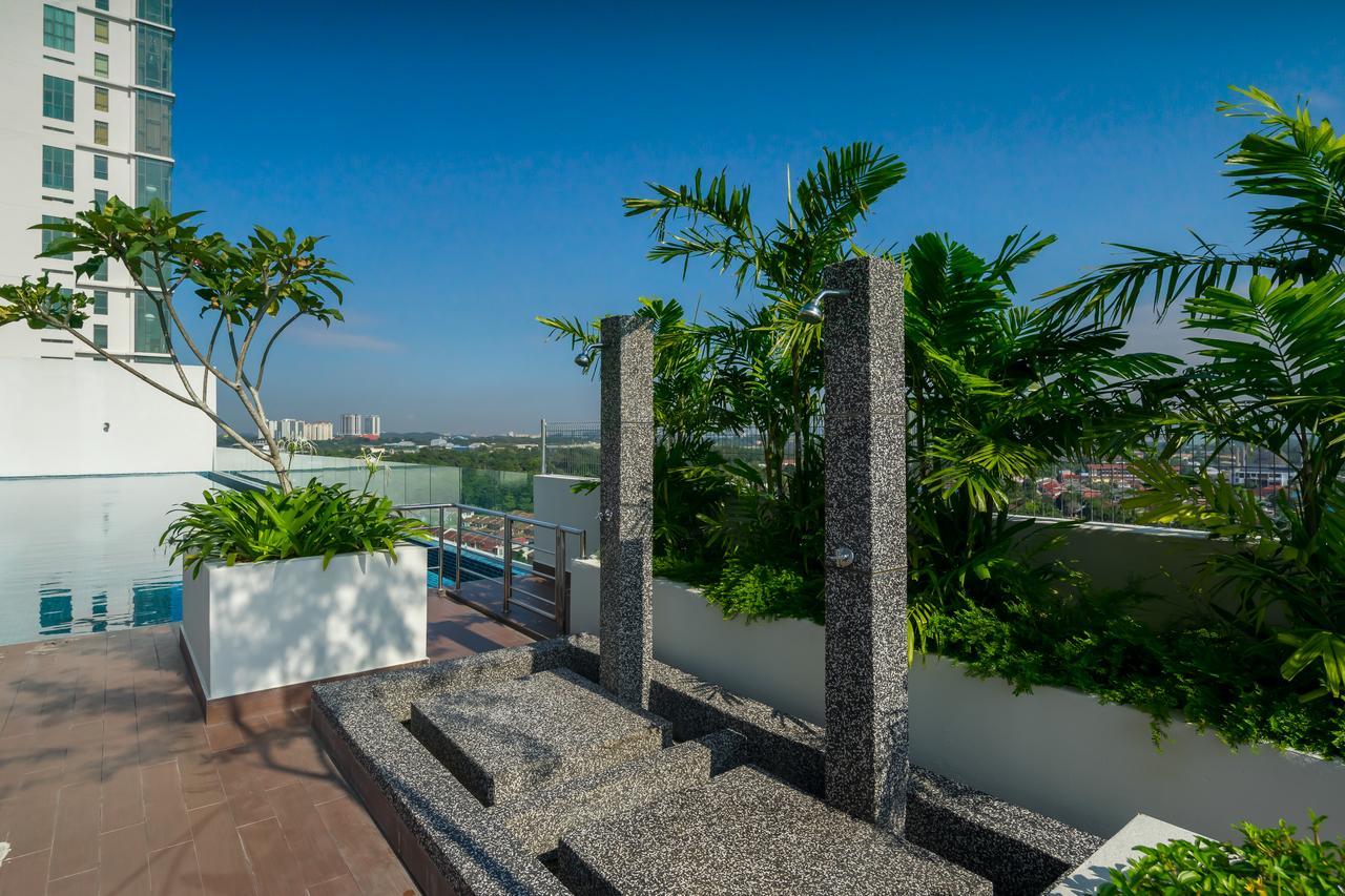 Comfort Zone Premium Guesthouse @ Evo 班吉 外观 照片