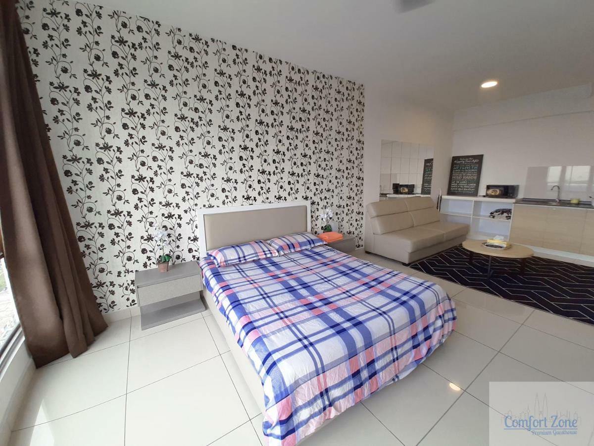 Comfort Zone Premium Guesthouse @ Evo 班吉 外观 照片