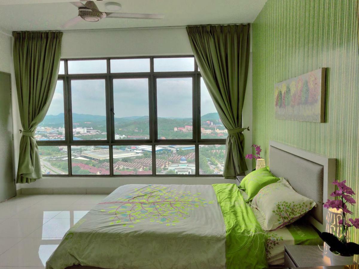Comfort Zone Premium Guesthouse @ Evo 班吉 外观 照片