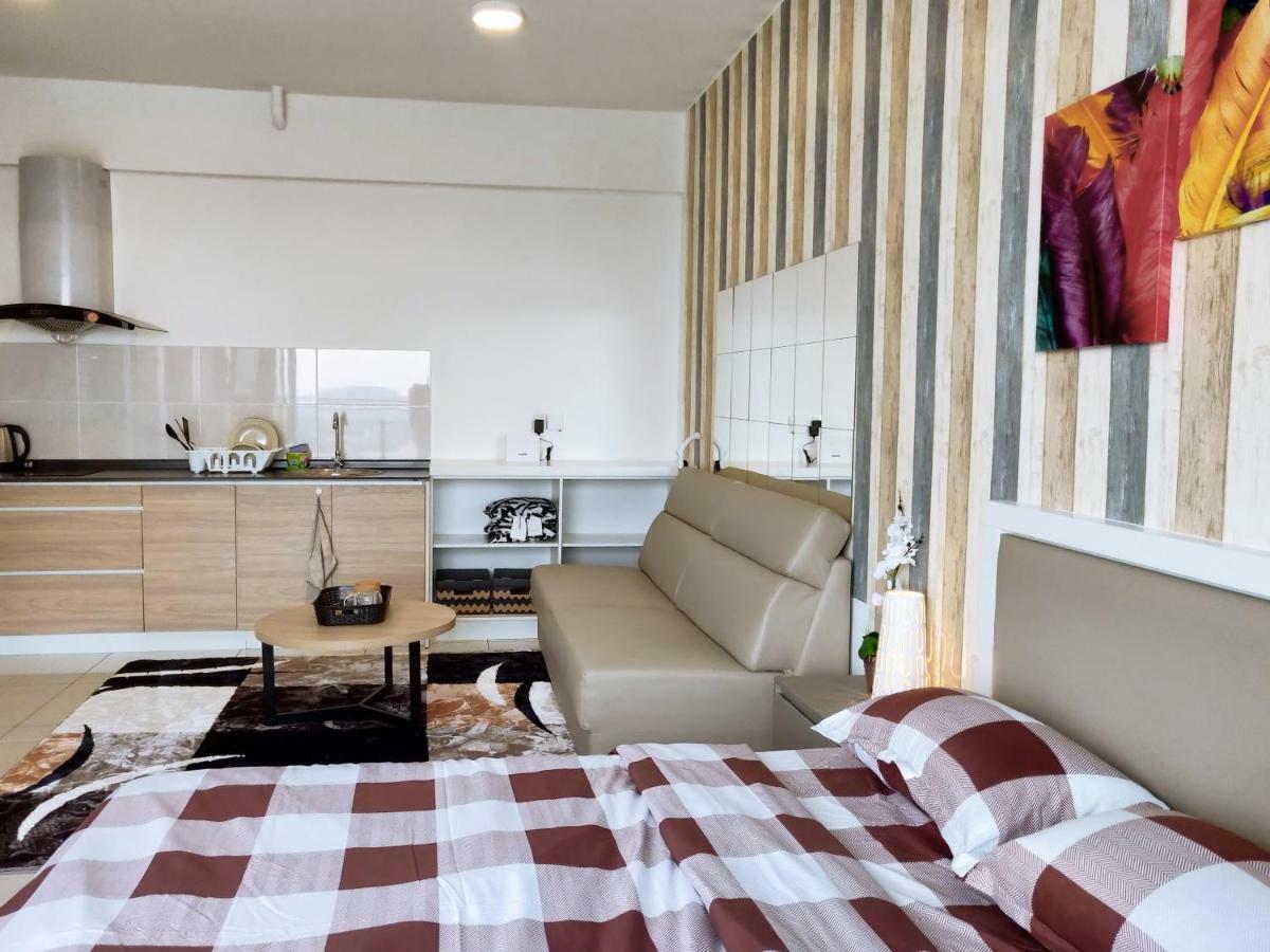 Comfort Zone Premium Guesthouse @ Evo 班吉 外观 照片